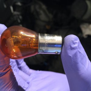 Factory single filament DRL/Signal bulb