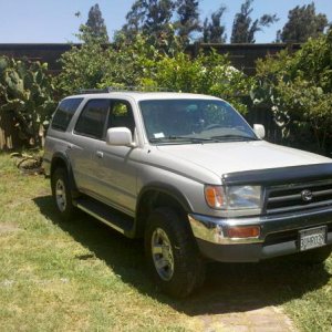 Naro Stock Runner