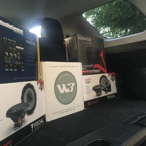 Upgrade OEM speakers to FOCAL