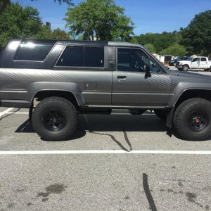1st pic lifted and new wheels