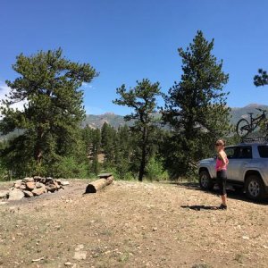 Near China Wall Trail/Tarryall Creek. Found a new Camping spot