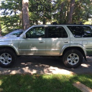 1" BL, 5th Gen SR5 wheels, 275/70/17 BFG T/A KO2