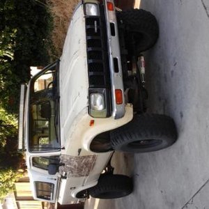 Traded my 86 4runner for this 83 short bed with a 22re conversation with dual cases