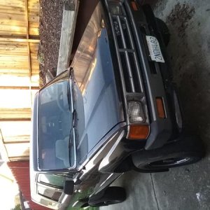 88 4runner with blown engine in the works, picked up for 500 buxs
