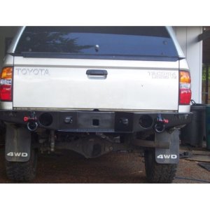1996 2004 toyota tacoma rear 1 500x500