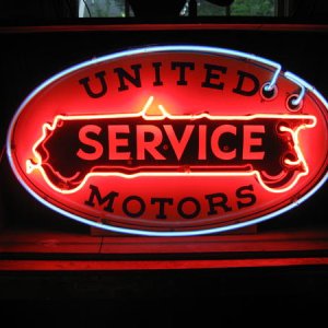 United Service Motors double neon, 36"