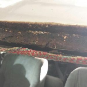 Windshield Rust