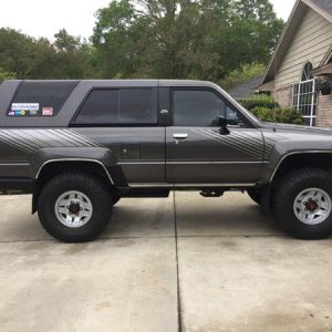 Painted topper, 138 metallic gray