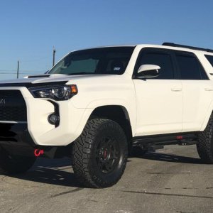 3/2 READYLIFT with 285/70R17 Nitto Ridge Grapplers