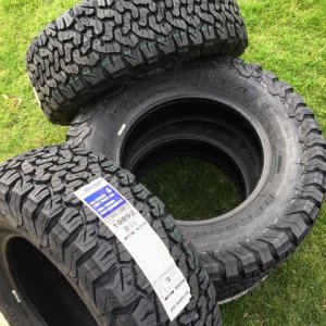 Tires came today! 265/70r17 BFG KO2