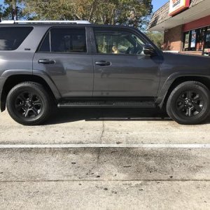 Emblem overlays, Running board, Plastidip rims (did roof rack too)