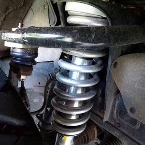Front coil over with Light Racing UCAs