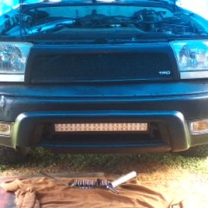 Satoshi grill mod, TRD badge, 22" 280 Watt CREE LED light bar