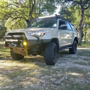 Sporting the new Hefty Fabworks Aluminum front bumper and Warn Zeon Platinum 10s winch.  The baja designs fog lights are AWESOME.