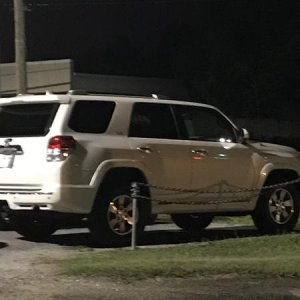 2011 4Runner 51k, moonroof, 4WD, 3rd Row Seating, pleanty of rust.
