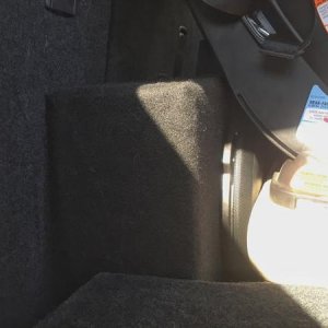 Fits under the car seat