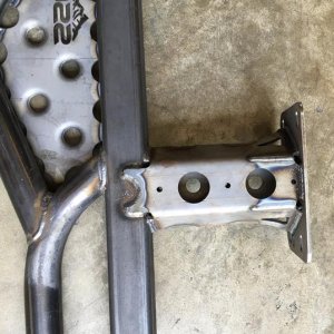 Bottom side support detail.