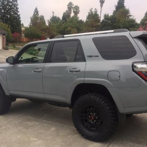 Toytec TRDpro lift with 285s