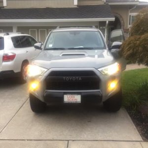 Hid lights with the pioneer yellow fogs