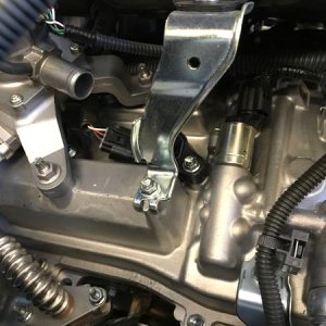 Re-routing air hose