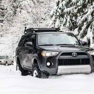 2017 TRD Off Road w/ kdss.