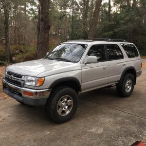 Front w/ FJ cruiser wheels
