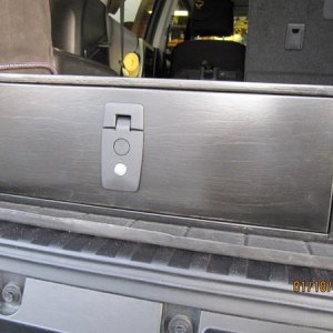 IMG 5347 Finished with Goose gear compression latches
 These hold the drawer tight to keep it from rattling.