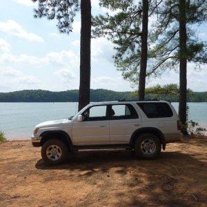 trail ends on lake allatoona
