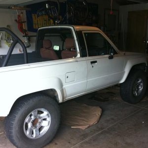 88T4R Topless