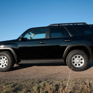 Stock ride height with 265/70R17 Cooper Discoverer STT's (July 2010)