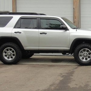 Lifted with FJ Cruiser Rims and New tires