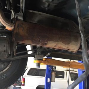 another angle of tank removed, underside of 4Runner