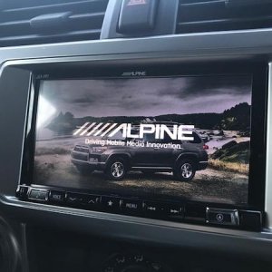 ILX-207 4runner alpine splash screen