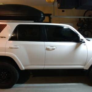My old SportRack 20. Doing a test fit before long trip last November. This was mounted on top of the Rhino Rack steel mesh platform small.

(Only pic 