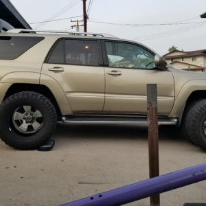 285/70/17 used