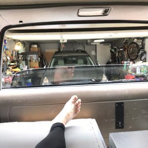 Rear window switch w/ continuous power