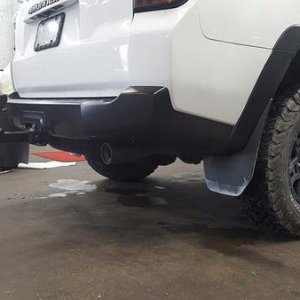 rear bumper and tail pipe2