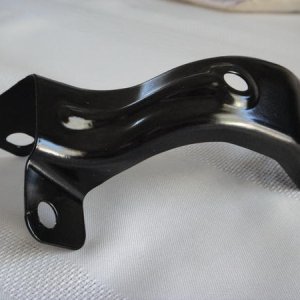 rt bump[er bracket