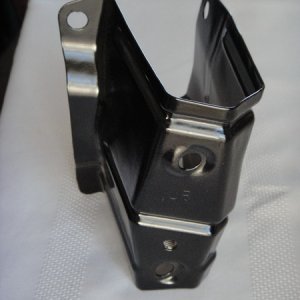 left bumper bracket