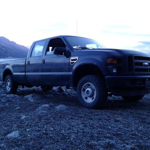 08 F250XL 4X4 at Destruction Bay, Yukon Territory