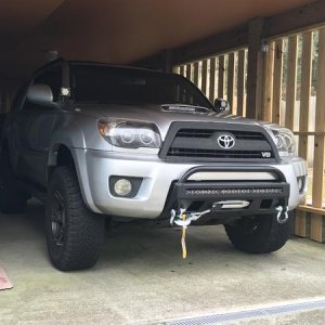C4 Bumper w/integrated winch and lightbar.
