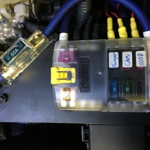 close up, Aux fuse box, 60 amp main fuse