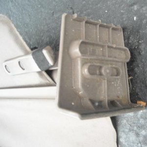 3rd gen Tan Cargo Cover end bracket