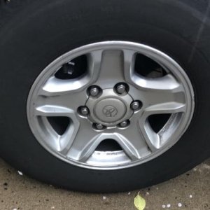these rims will work with 13w brakes for the 4runner