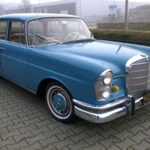 1965 Mercedes 220S
