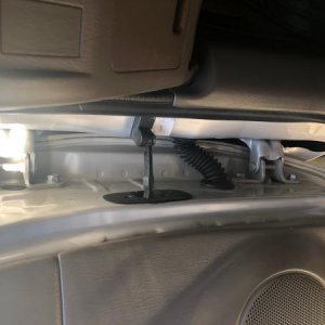T4R Drvr Door Hinge
