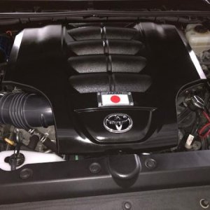 LC engine cover