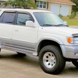 2000 4Runner with New wheels 
Pro Comp 1069s Classic Polished
265x75xR16 Goodyear Ultra Terrains
2 1/2 Inch Lift