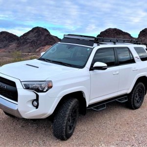 New Gobi Stealth rack and Extreme LED light bar