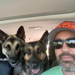 All eyes on that Buc-ees jerky!